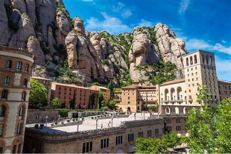 Recorrido de mañana o de tarde a Montserrat para grupos pequeños